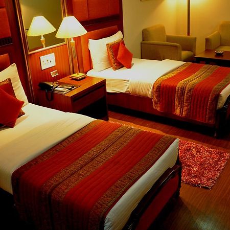 Hotel Jewel Palace New Delhi Exterior photo