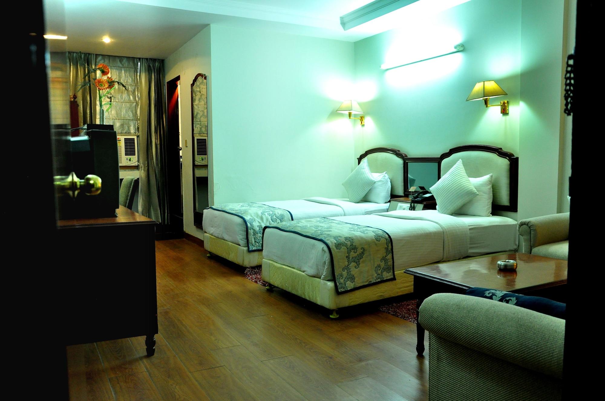 Hotel Jewel Palace New Delhi Exterior photo
