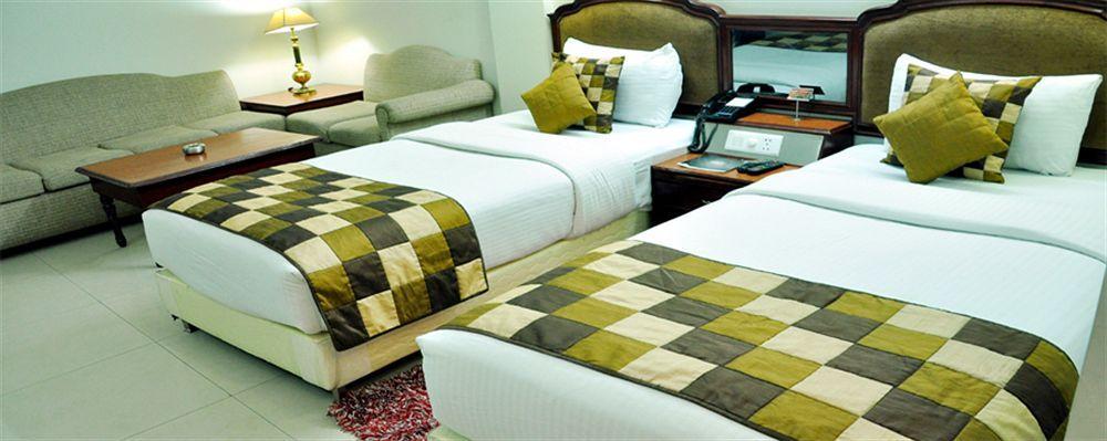 Hotel Jewel Palace New Delhi Exterior photo
