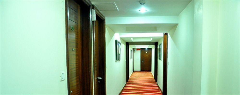 Hotel Jewel Palace New Delhi Exterior photo