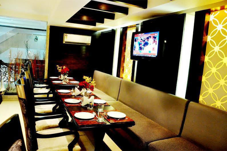 Hotel Jewel Palace New Delhi Exterior photo
